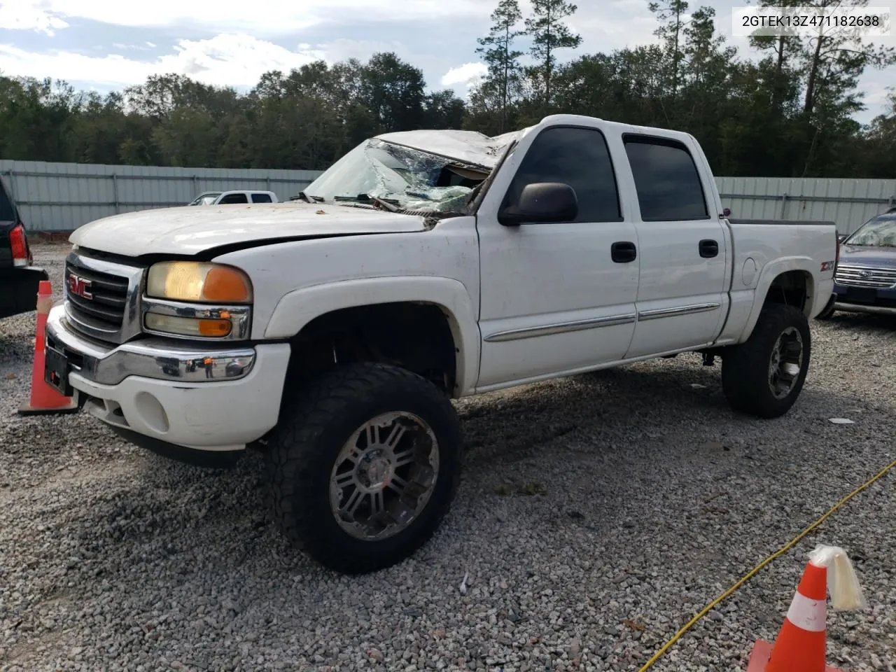 2007 GMC New Sierra K1500 Classic VIN: 2GTEK13Z471182638 Lot: 74008544