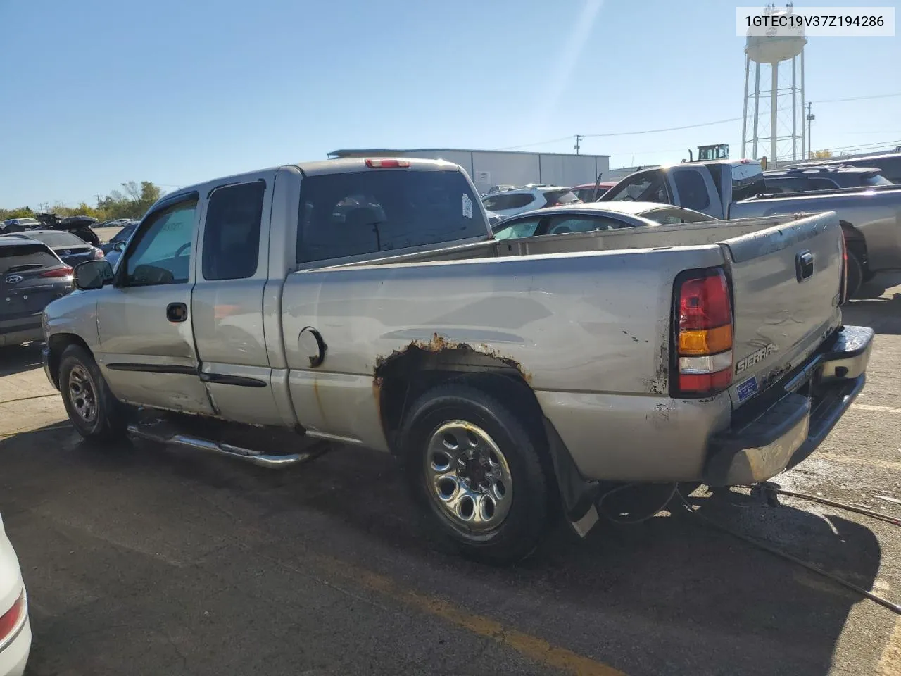 2007 GMC New Sierra C1500 Classic VIN: 1GTEC19V37Z194286 Lot: 75224304