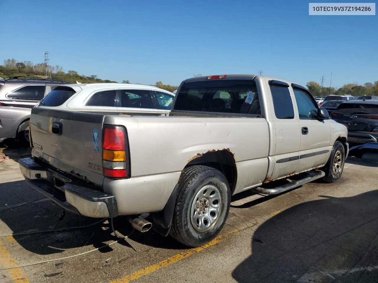 2007 GMC New Sierra C1500 Classic VIN: 1GTEC19V37Z194286 Lot: 75224304