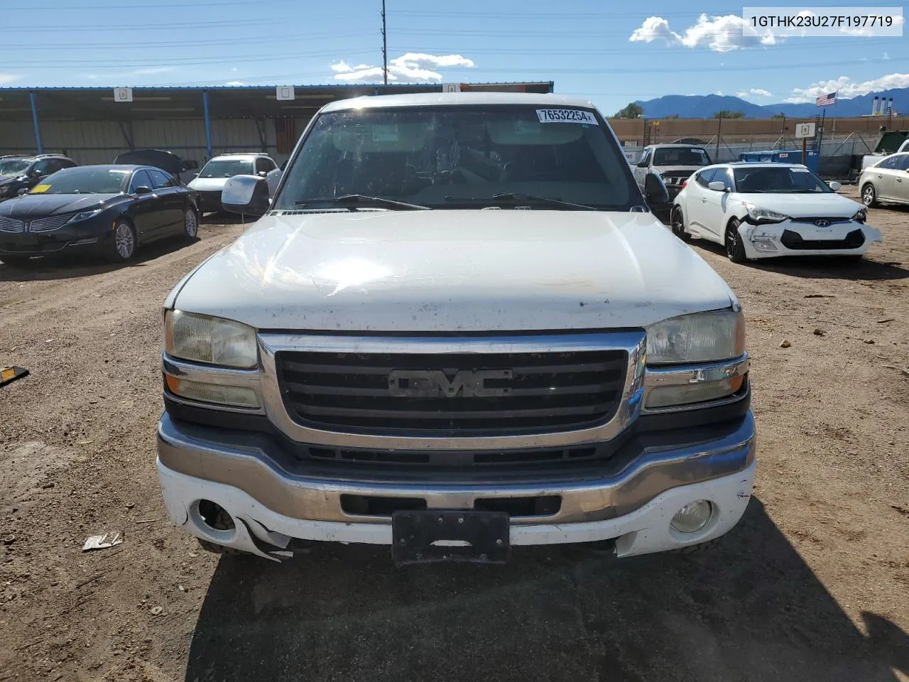 2007 GMC Sierra K2500 Heavy Duty VIN: 1GTHK23U27F197719 Lot: 76532254