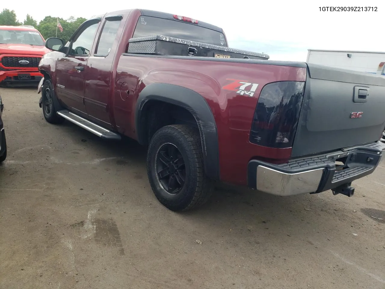 2009 GMC Sierra K1500 Sle VIN: 1GTEK29039Z213712 Lot: 56802054