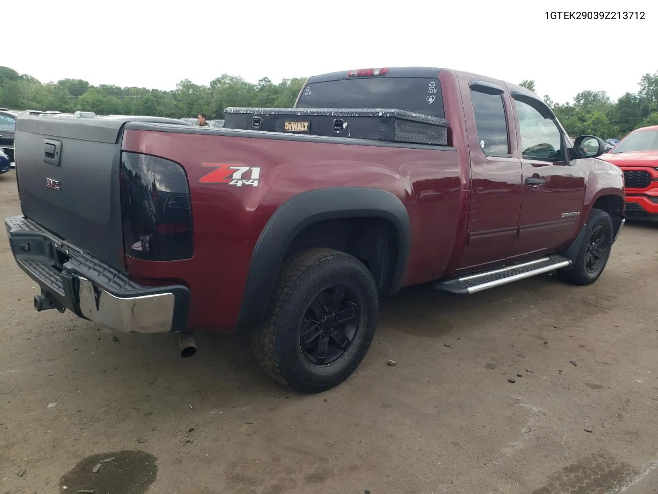 2009 GMC Sierra K1500 Sle VIN: 1GTEK29039Z213712 Lot: 56802054