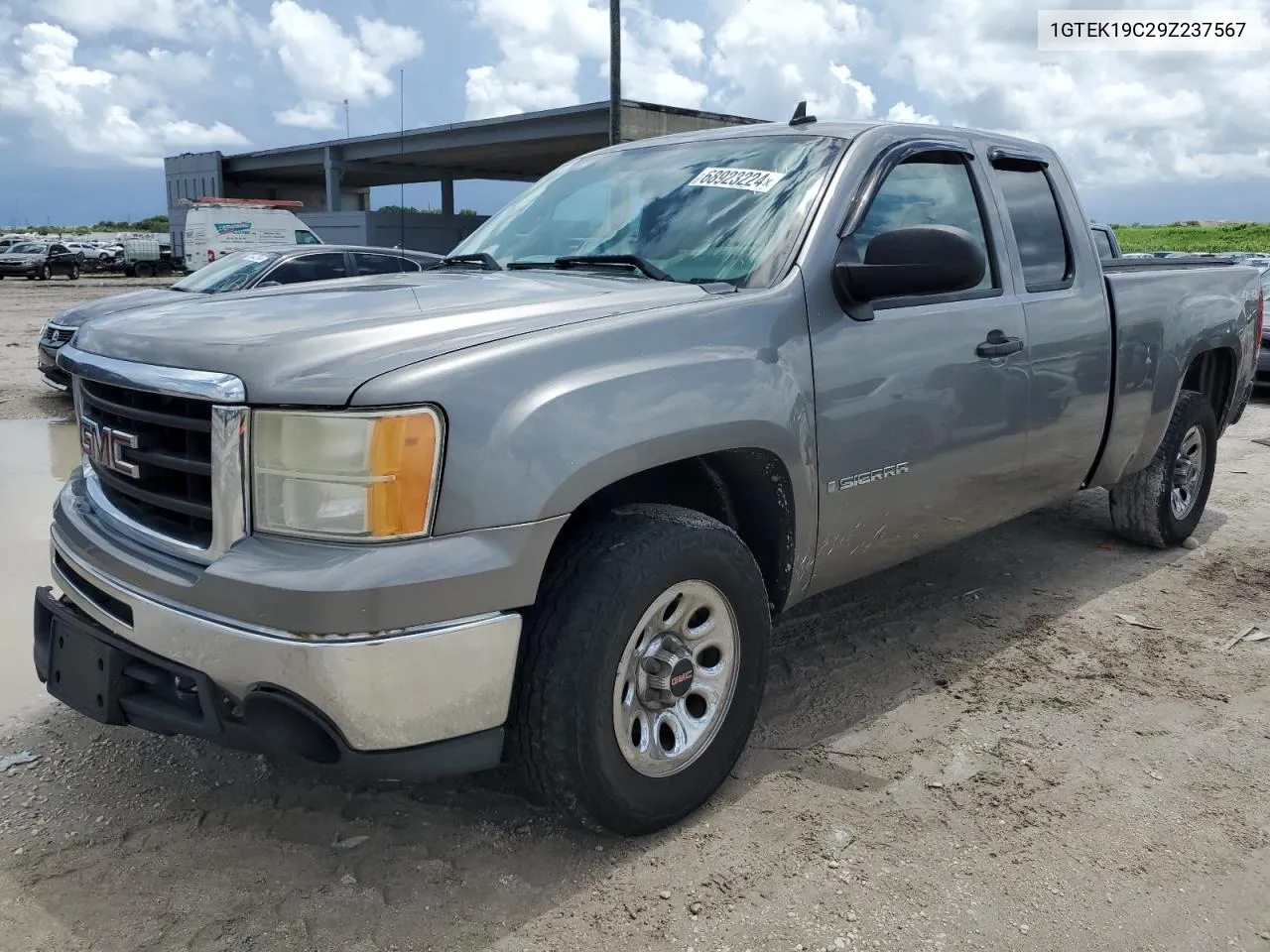 2009 GMC Sierra K1500 VIN: 1GTEK19C29Z237567 Lot: 68923224