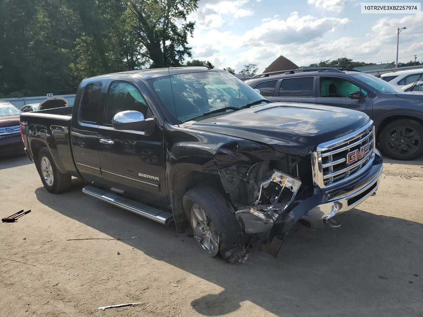 1GTR2VE3XBZ257974 2011 GMC Sierra K1500 Sle