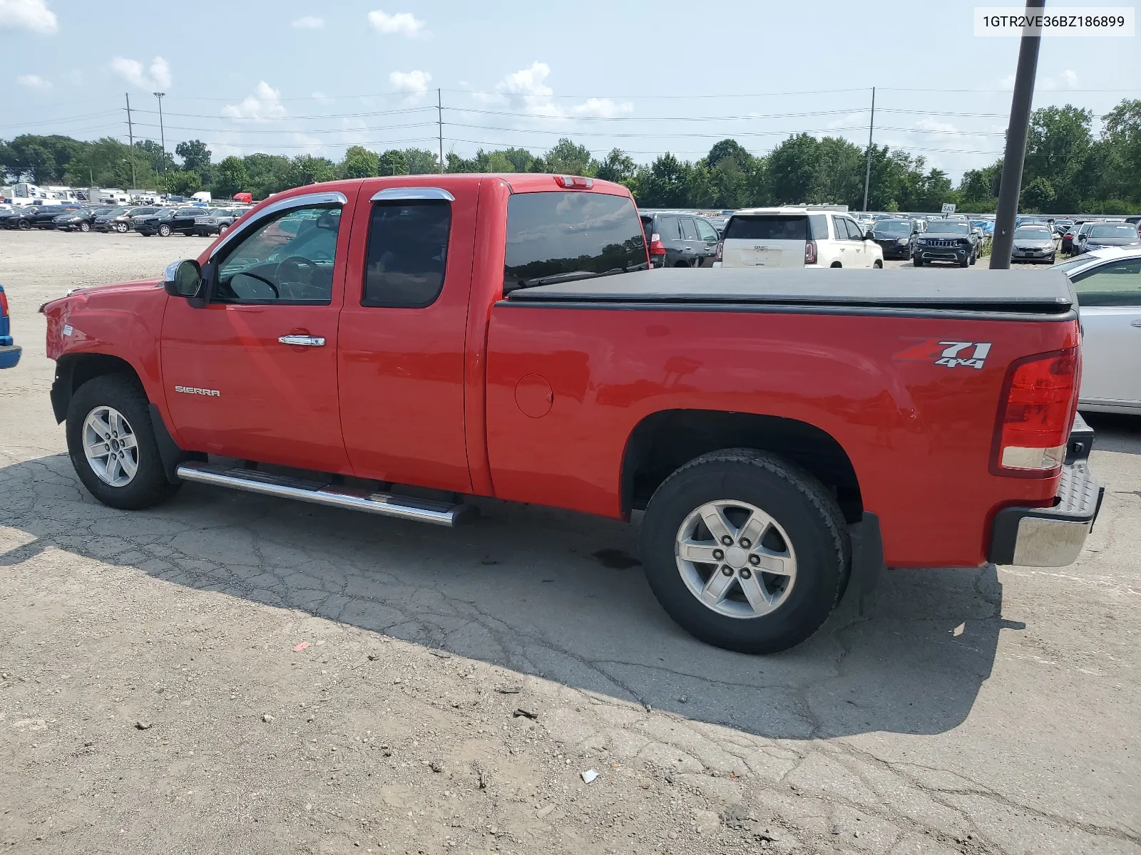 1GTR2VE36BZ186899 2011 GMC Sierra K1500 Sle