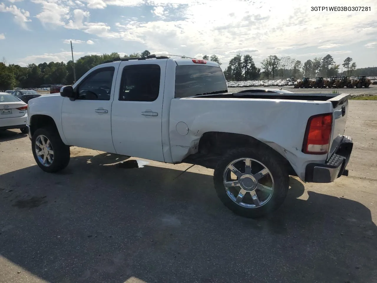 3GTP1WE03BG307281 2011 GMC Sierra C1500 Slt