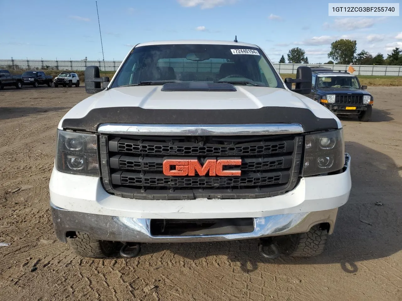 2011 GMC Sierra K2500 Heavy Duty VIN: 1GT12ZCG3BF255740 Lot: 72440194