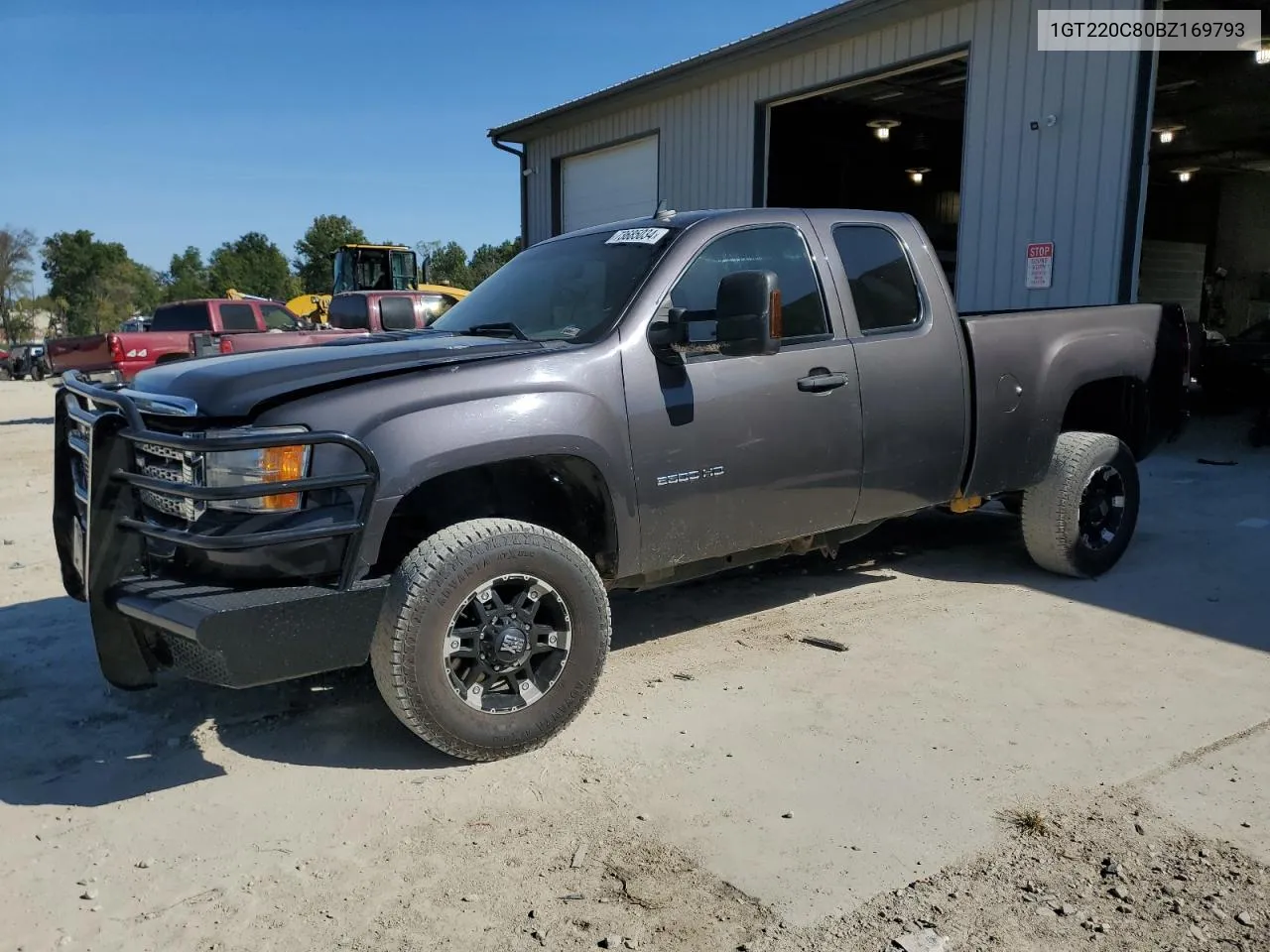 1GT220C80BZ169793 2011 GMC Sierra K2500 Sle