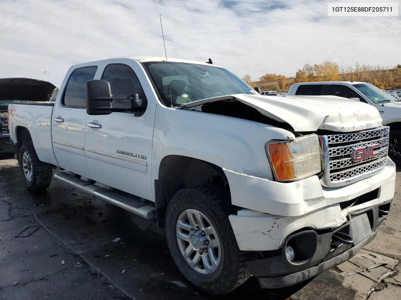 2013 GMC Sierra K2500 Denali VIN: 1GT125E88DF205711 Lot: 78740344