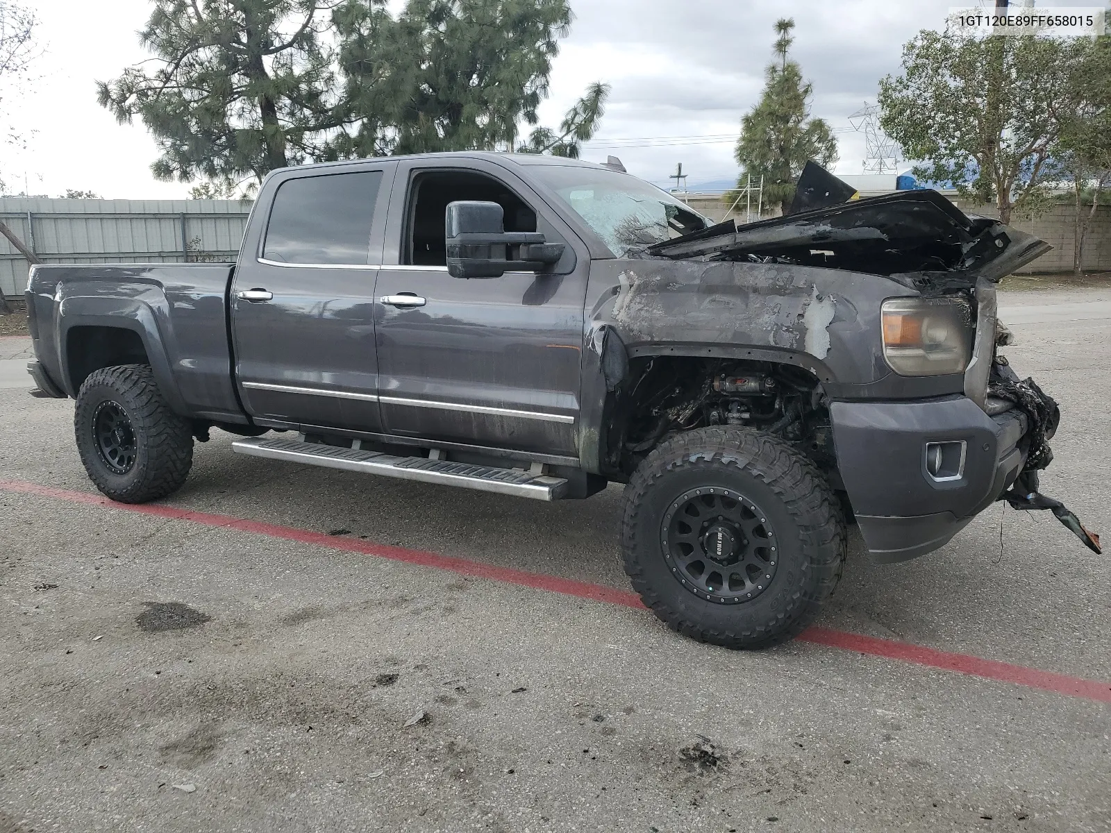 1GT120E89FF658015 2015 GMC Sierra K2500 Denali