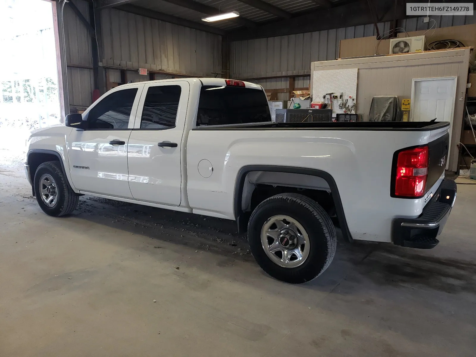 2015 GMC Sierra C1500 VIN: 1GTR1TEH6FZ149778 Lot: 68028394