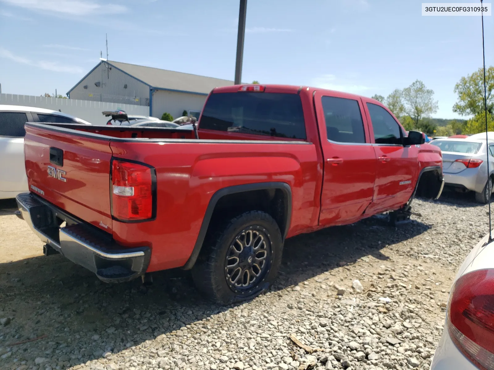 2015 GMC Sierra K1500 Sle VIN: 3GTU2UEC0FG310935 Lot: 68101324