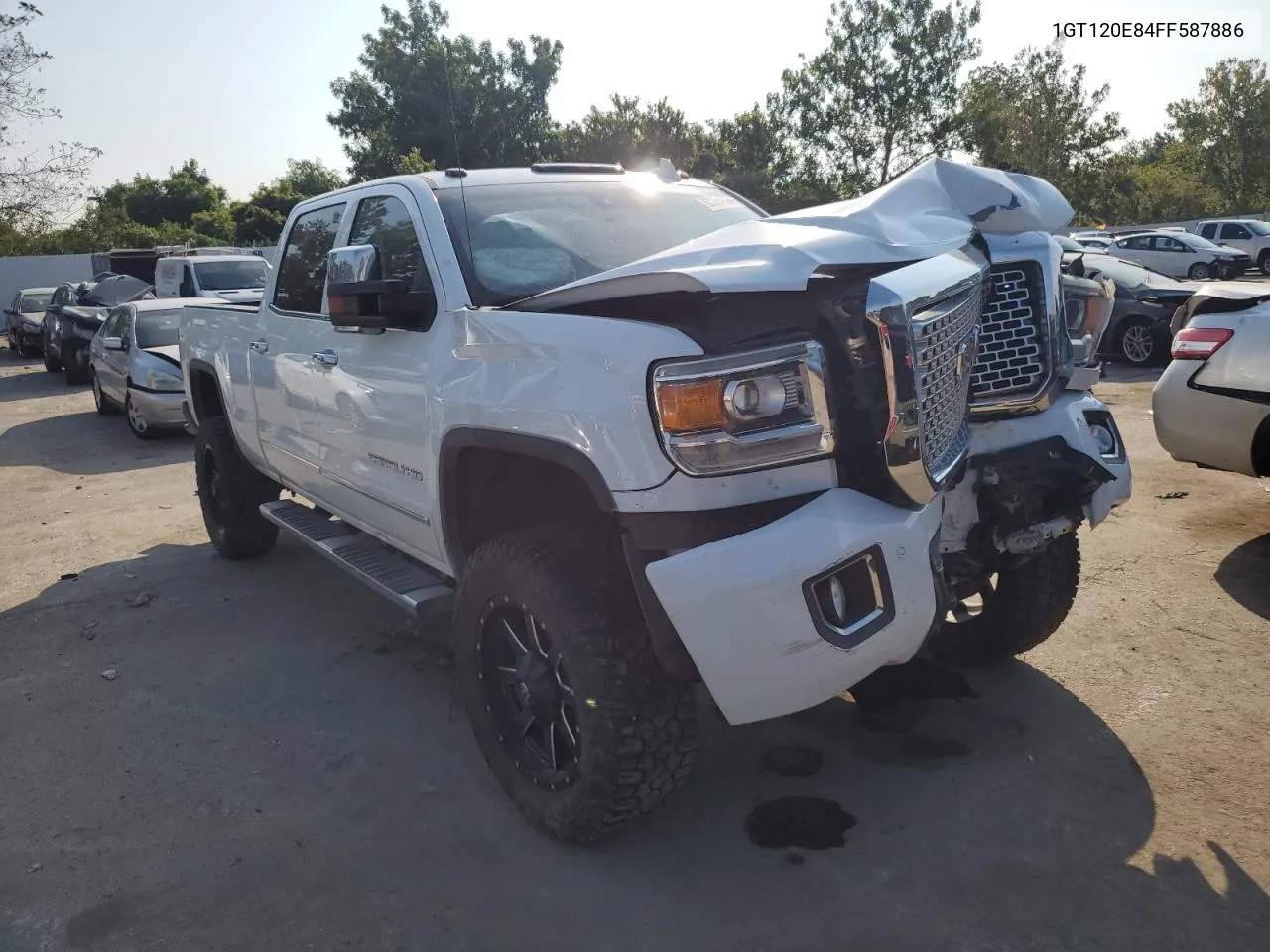 2015 GMC Sierra K2500 Denali VIN: 1GT120E84FF587886 Lot: 68384394