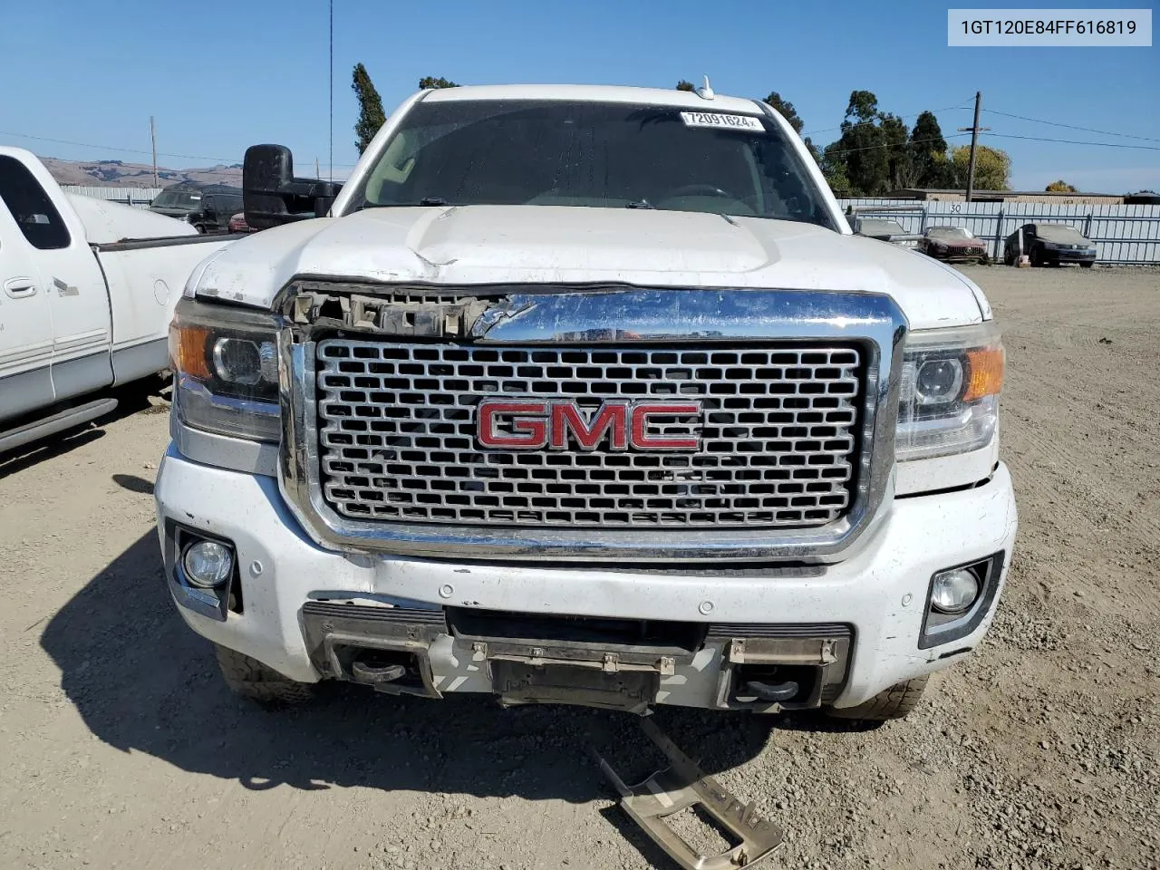 1GT120E84FF616819 2015 GMC Sierra K2500 Denali