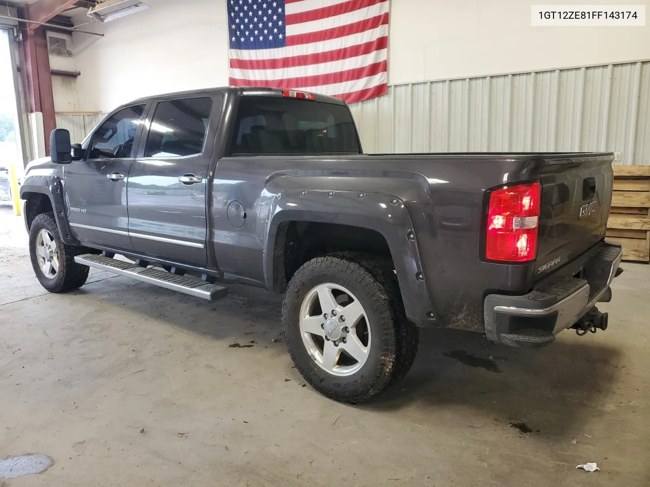 1GT12ZE81FF143174 2015 GMC Sierra K2500 Slt