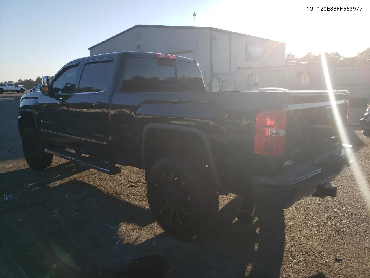 1GT120E88FF563977 2015 GMC Sierra K2500 Denali