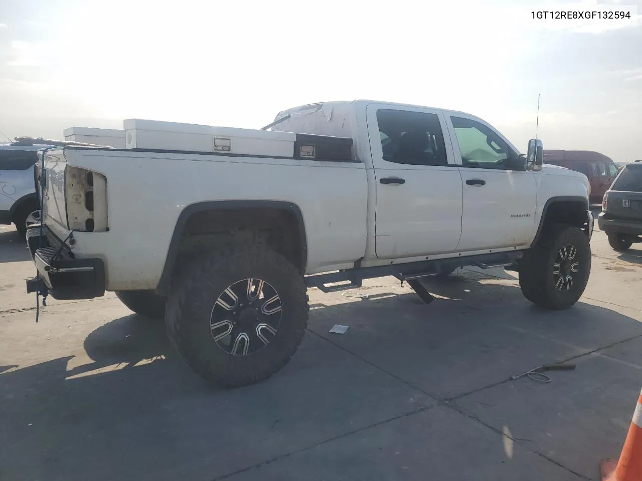 2016 GMC Sierra K2500 Heavy Duty VIN: 1GT12RE8XGF132594 Lot: 72036944