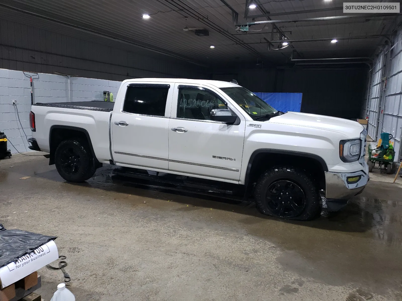 3GTU2NEC2HG109501 2017 GMC Sierra K1500 Slt