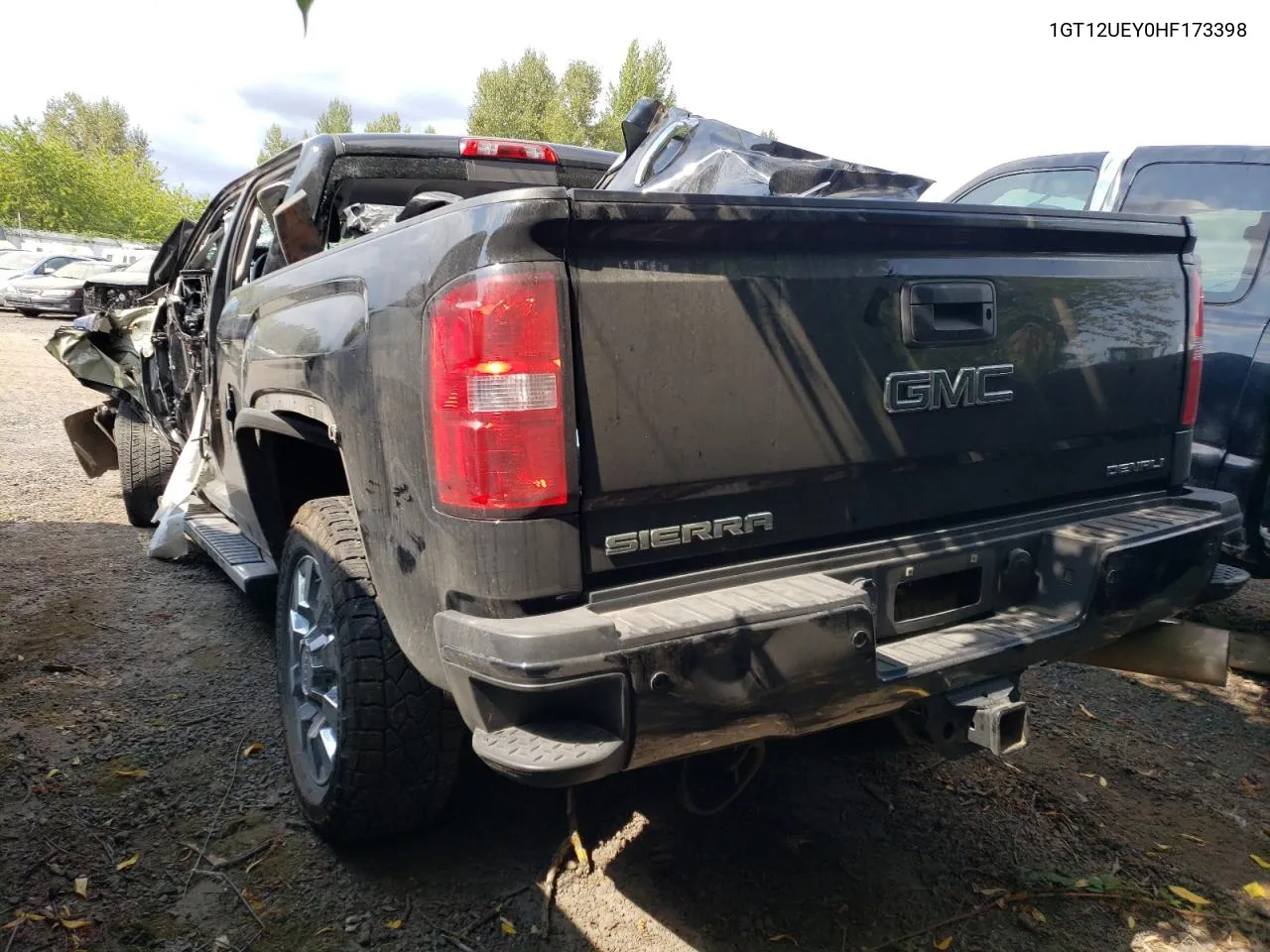 1GT12UEY0HF173398 2017 GMC Sierra K2500 Denali