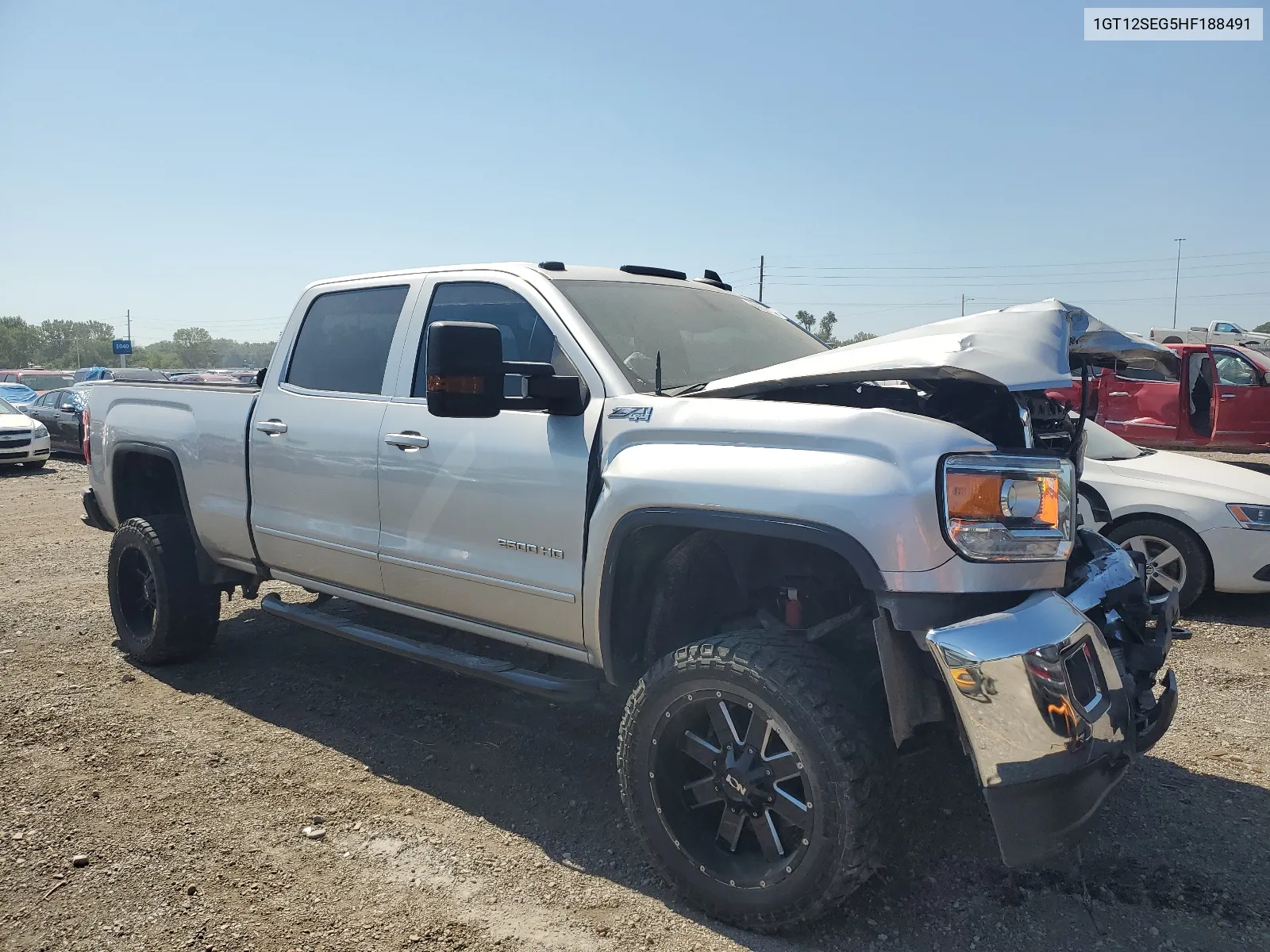 1GT12SEG5HF188491 2017 GMC Sierra K2500 Sle