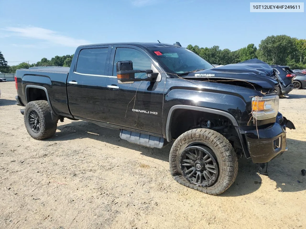 2017 GMC Sierra K2500 Denali VIN: 1GT12UEY4HF249611 Lot: 69090584