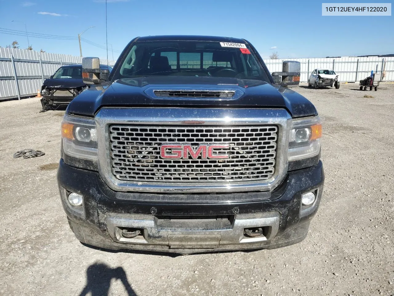 2017 GMC Sierra K2500 Denali VIN: 1GT12UEY4HF122020 Lot: 71542094