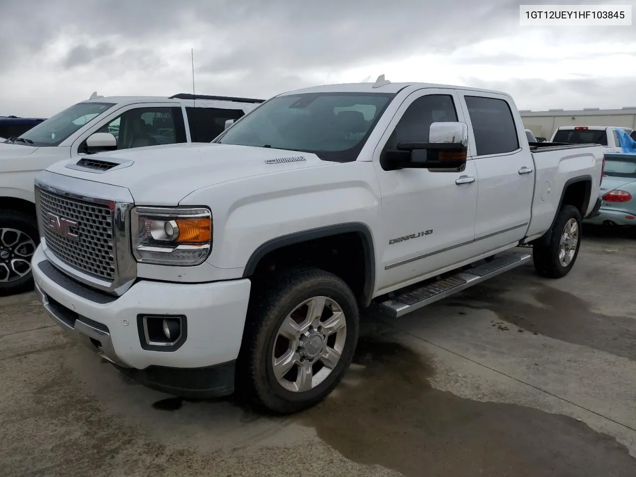 2017 GMC Sierra K2500 Denali VIN: 1GT12UEY1HF103845 Lot: 73683574