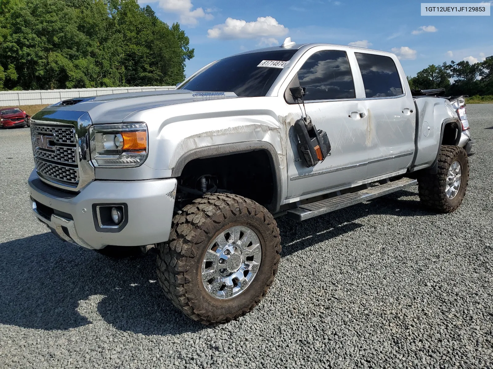 2018 GMC Sierra K2500 Denali VIN: 1GT12UEY1JF129853 Lot: 61714874