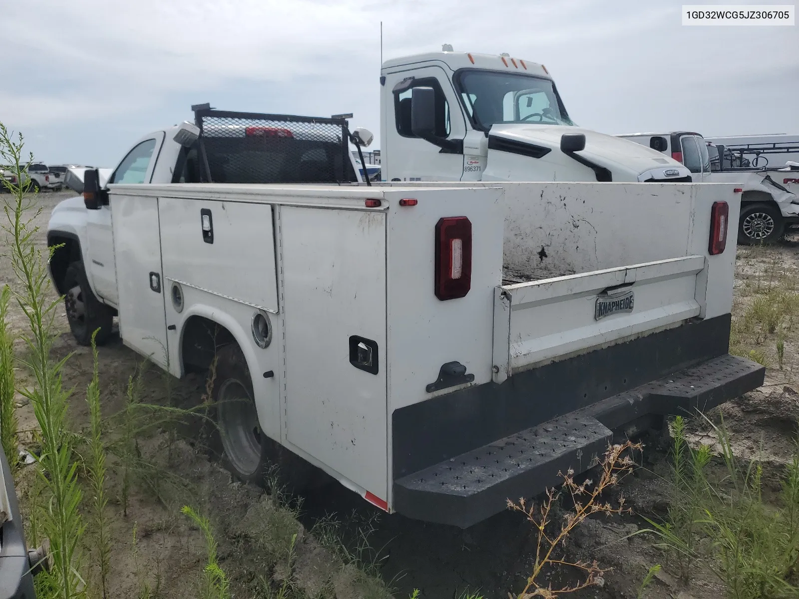 1GD32WCG5JZ306705 2018 GMC Sierra K3500 Sle