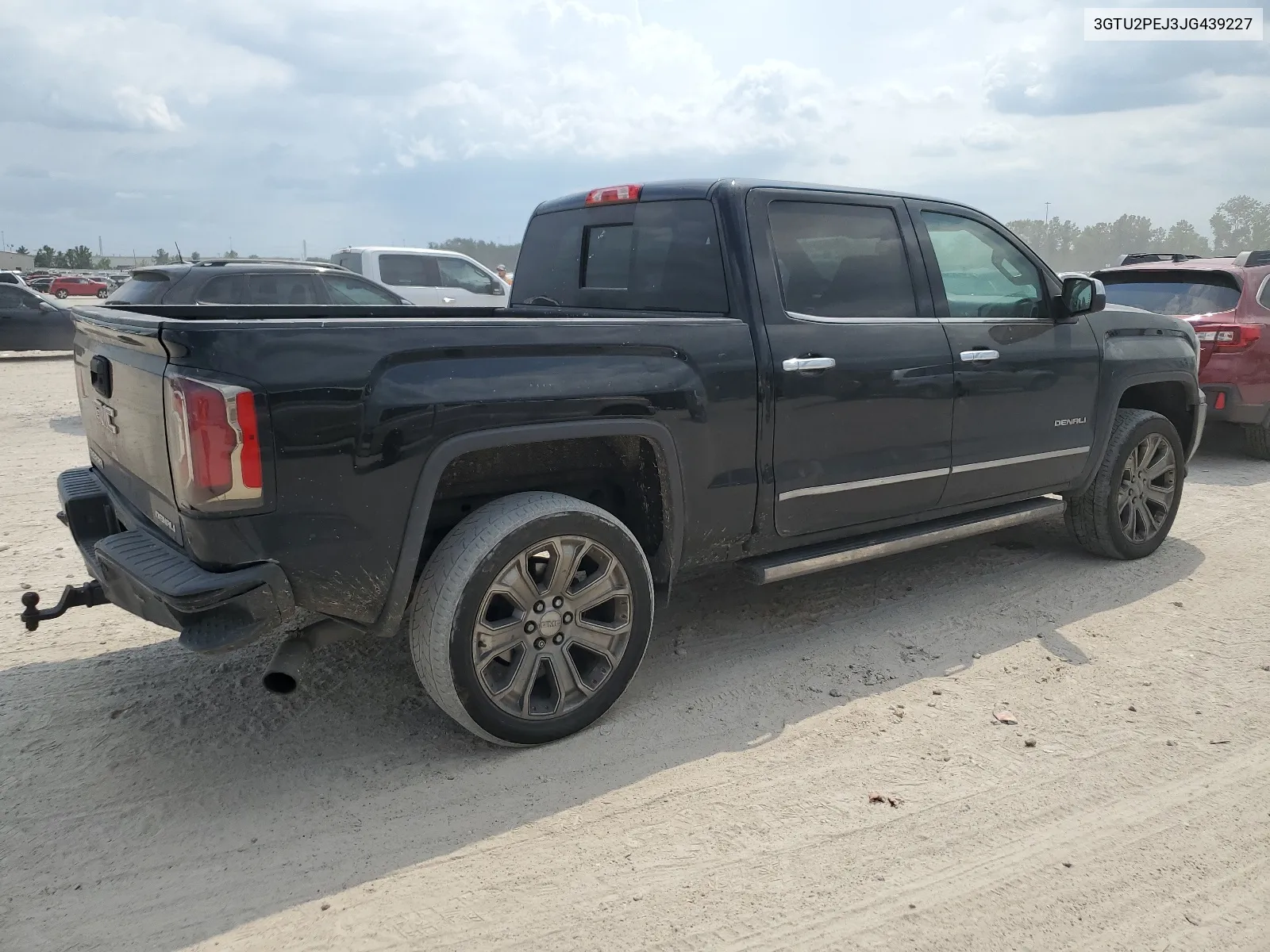 3GTU2PEJ3JG439227 2018 GMC Sierra K1500 Denali