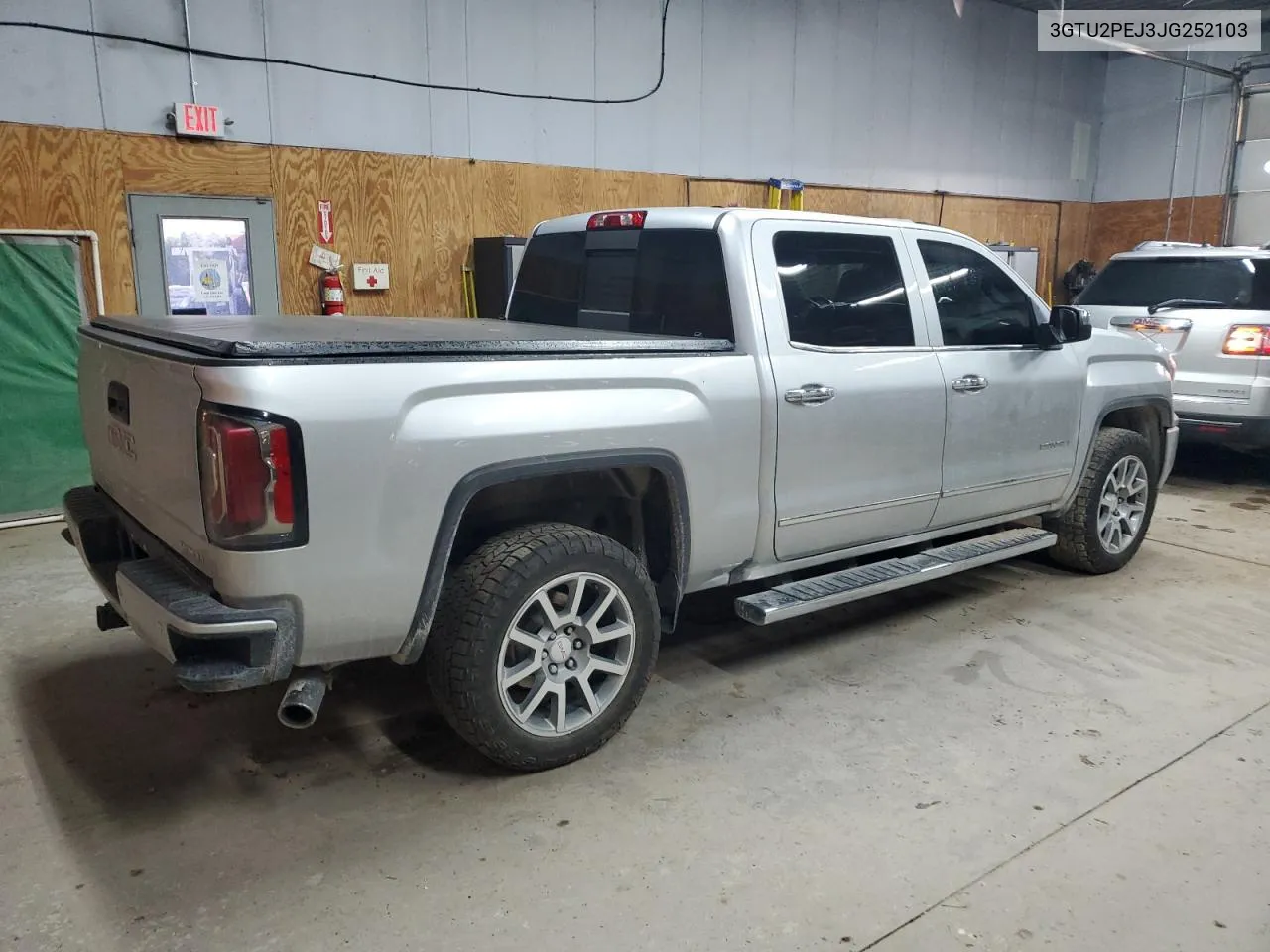 2018 GMC Sierra K1500 Denali VIN: 3GTU2PEJ3JG252103 Lot: 69795194