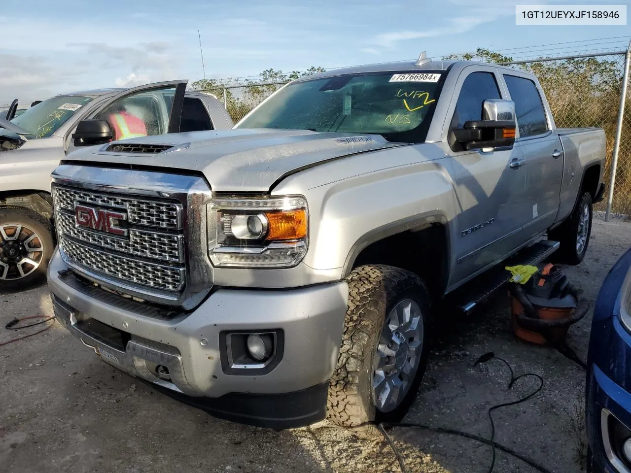 2018 GMC Sierra K2500 Denali VIN: 1GT12UEYXJF158946 Lot: 75766984