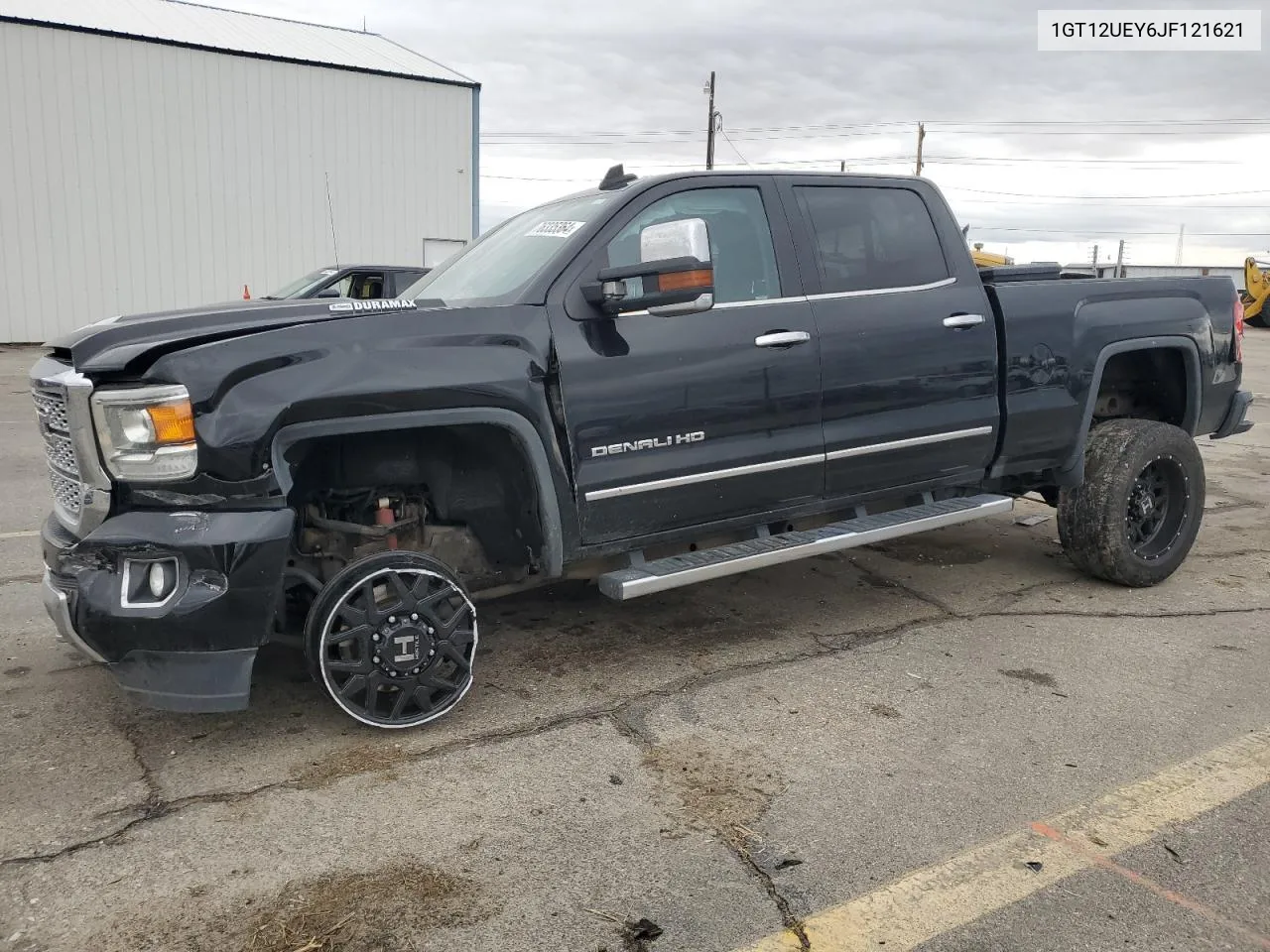 1GT12UEY6JF121621 2018 GMC Sierra K2500 Denali