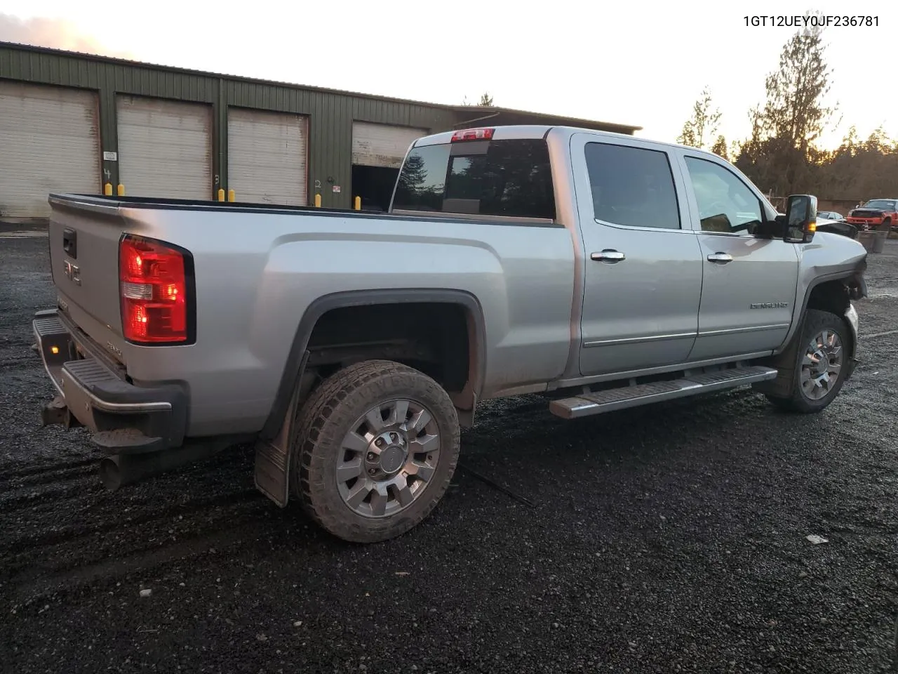 2018 GMC Sierra K2500 Denali VIN: 1GT12UEY0JF236781 Lot: 81812514