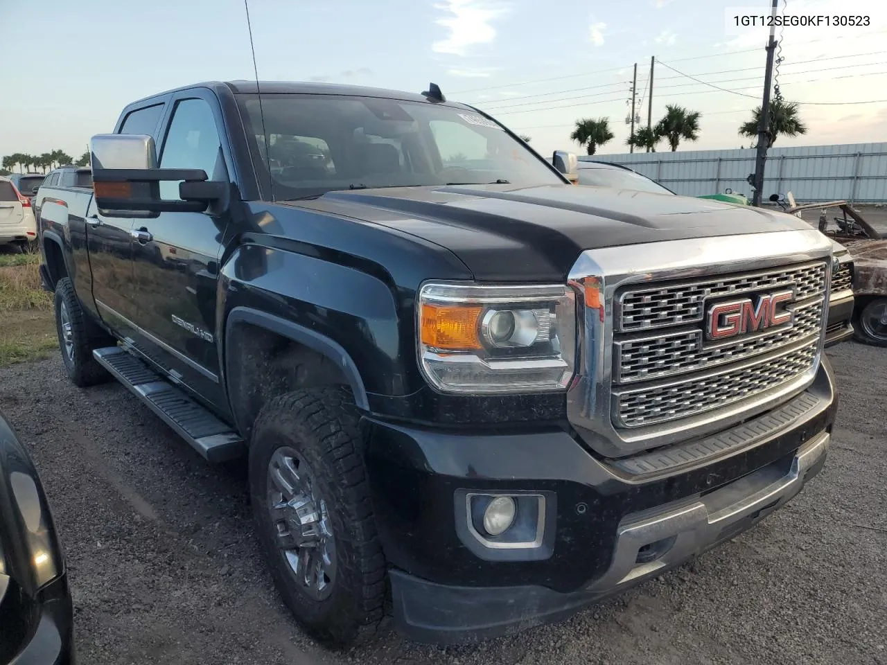 2019 GMC Sierra K2500 Denali VIN: 1GT12SEG0KF130523 Lot: 74659904