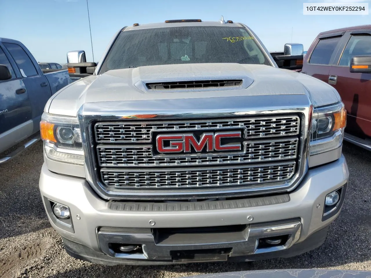 2019 GMC Sierra K3500 Denali VIN: 1GT42WEY0KF252294 Lot: 76052204