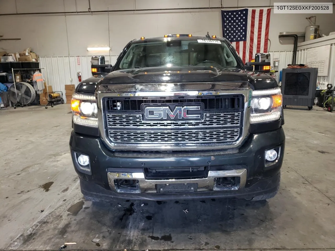 1GT12SEGXKF200528 2019 GMC Sierra K2500 Denali