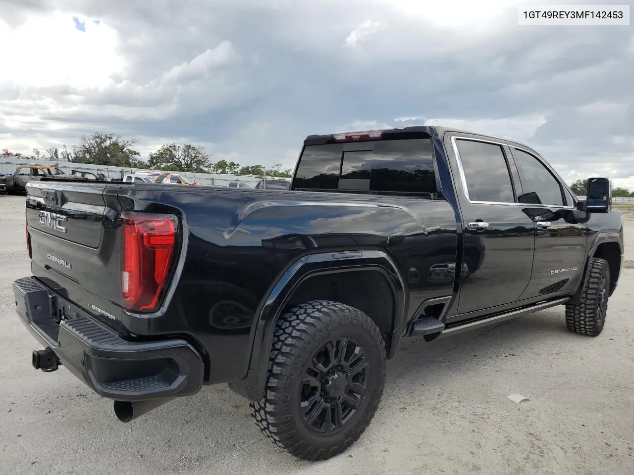 1GT49REY3MF142453 2021 GMC Sierra K2500 Denali