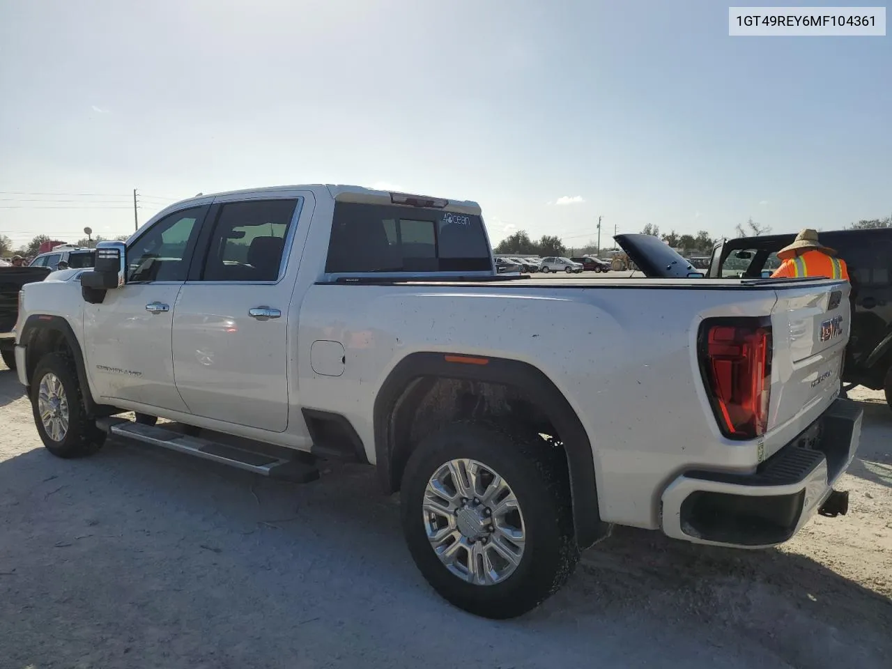 1GT49REY6MF104361 2021 GMC Sierra K2500 Denali