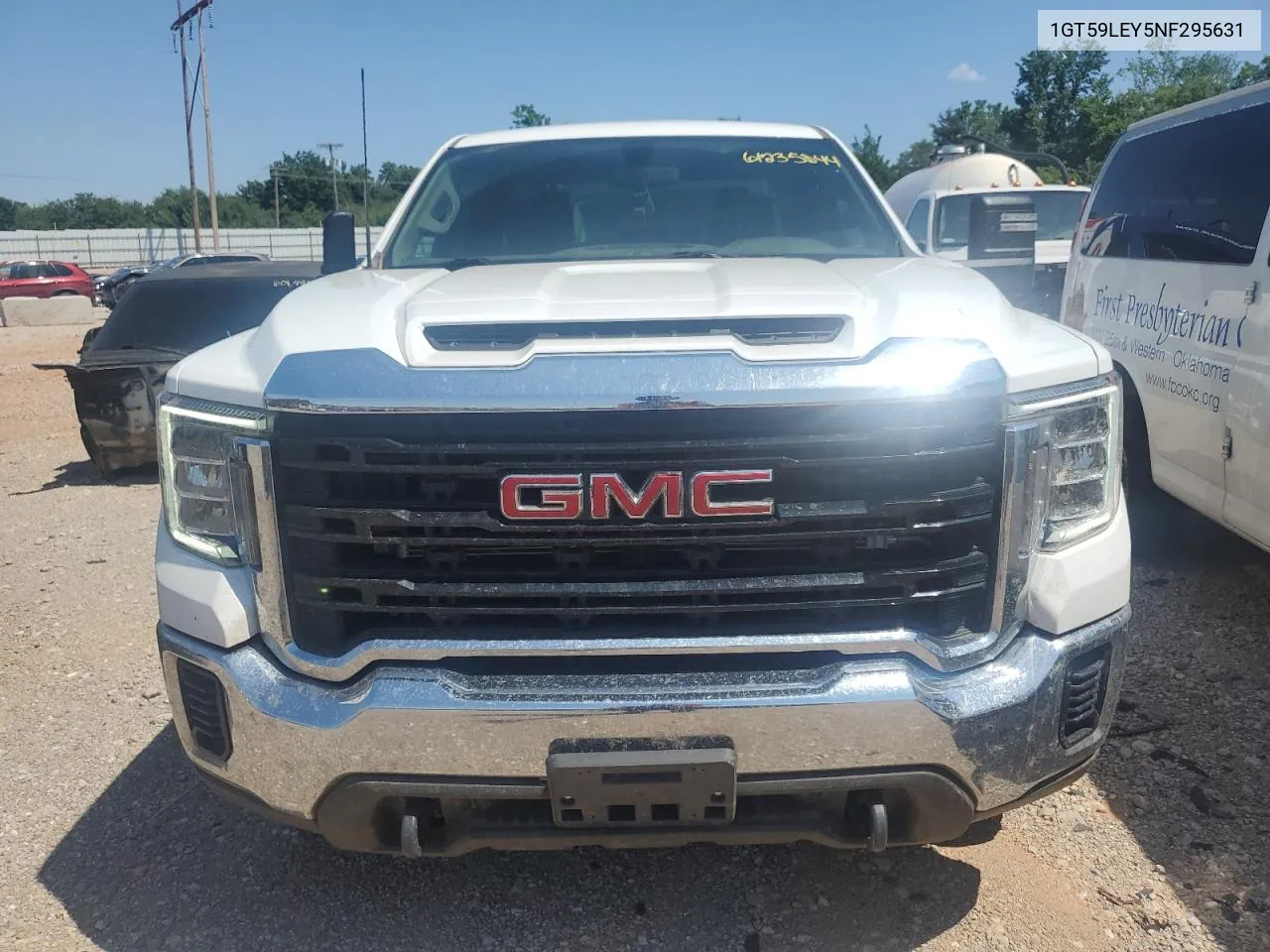 2022 GMC Sierra K2500 Heavy Duty VIN: 1GT59LEY5NF295631 Lot: 61235044