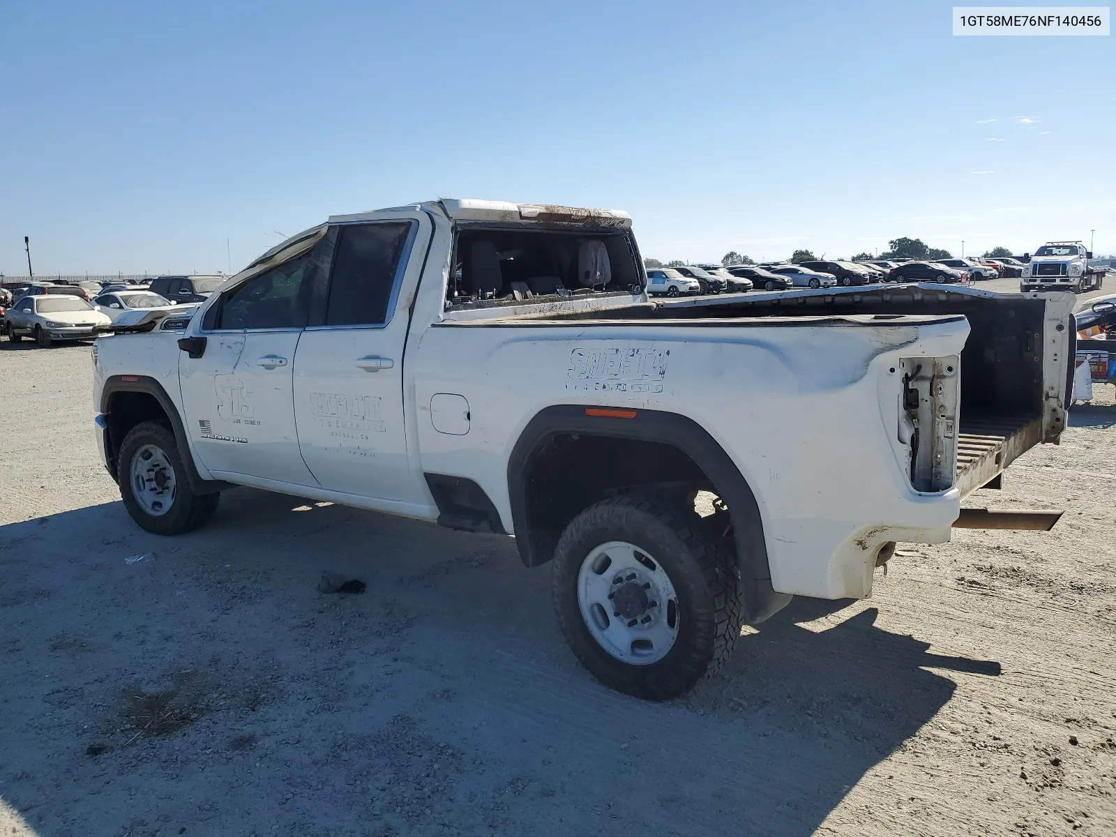 1GT58ME76NF140456 2022 GMC Sierra C2500 Sle