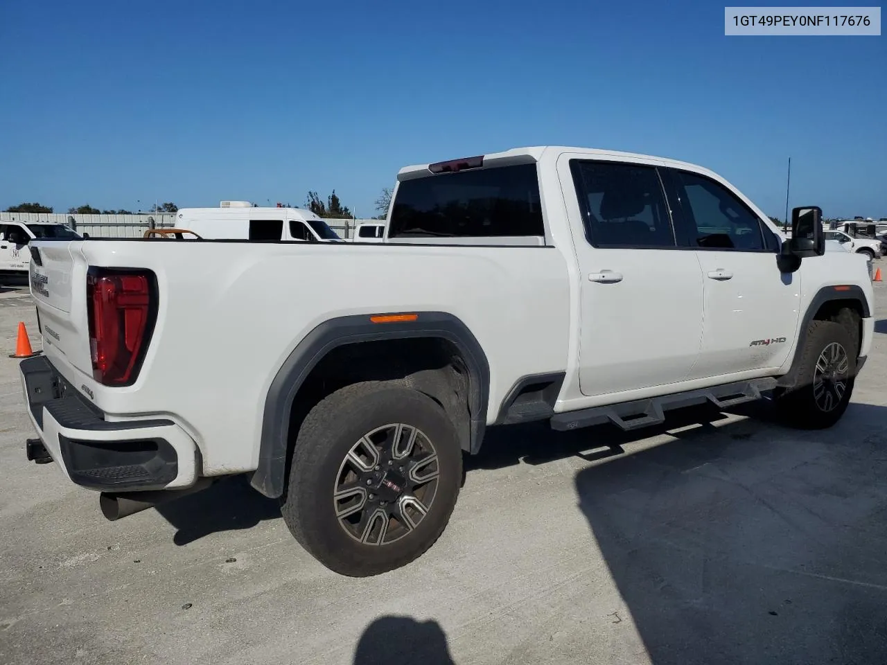 1GT49PEY0NF117676 2022 GMC Sierra K2500 At4