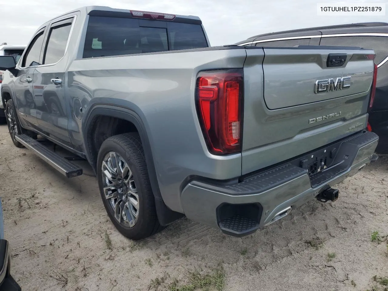 1GTUUHEL1PZ251879 2023 GMC Sierra K1500 Denali Ultimate