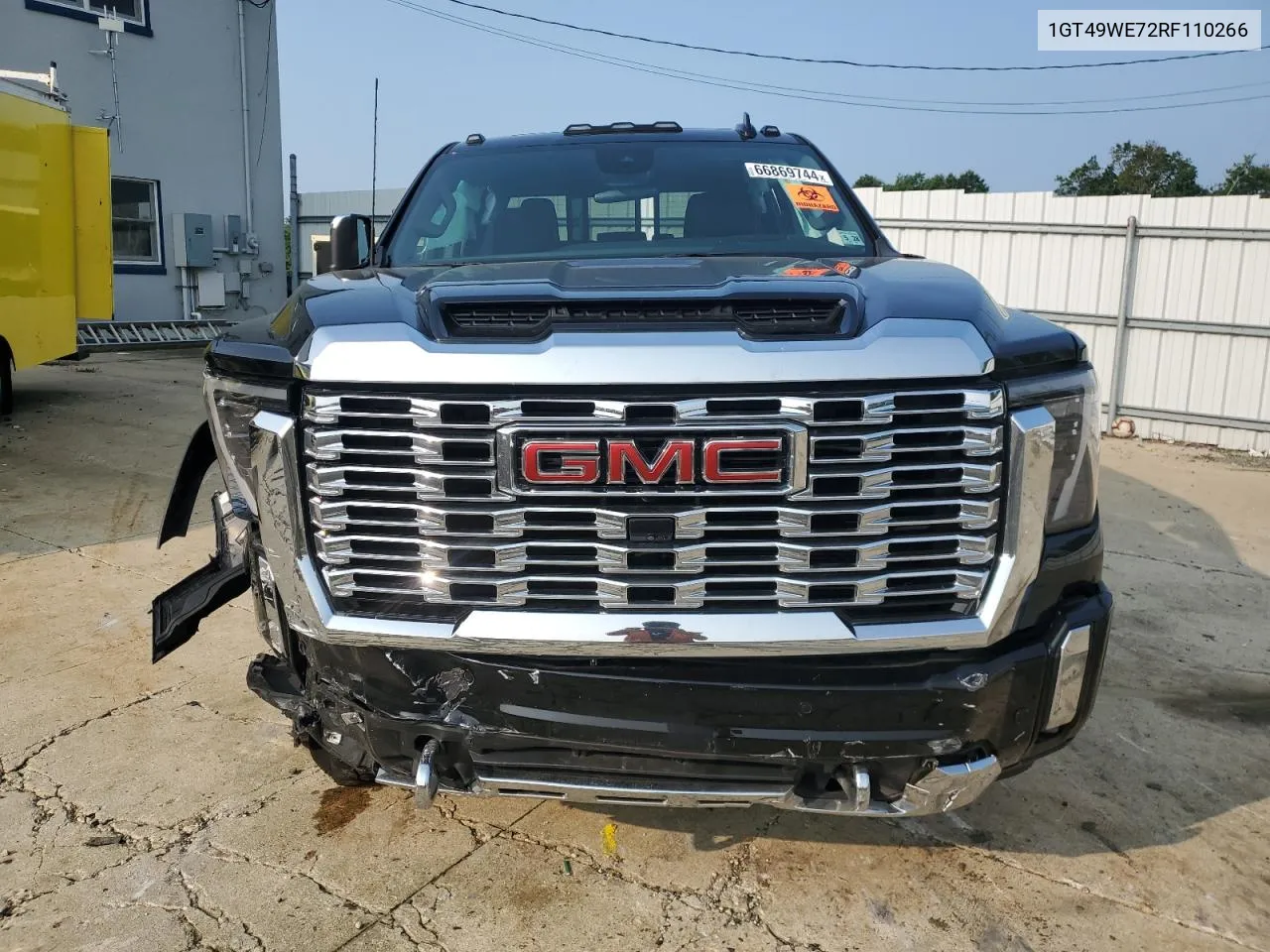 1GT49WE72RF110266 2024 GMC Sierra K3500 Denali