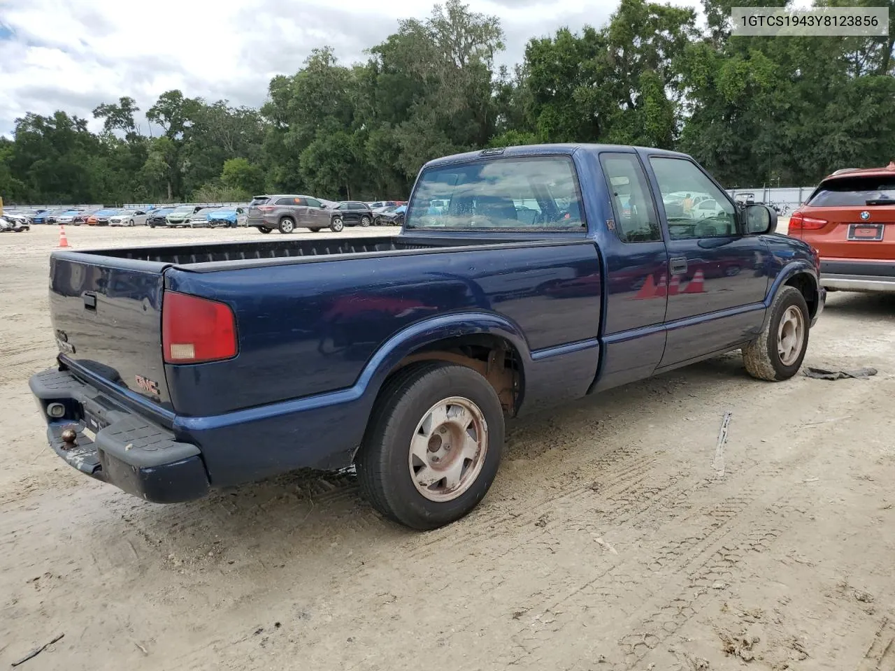 2000 GMC Sonoma VIN: 1GTCS1943Y8123856 Lot: 65937544