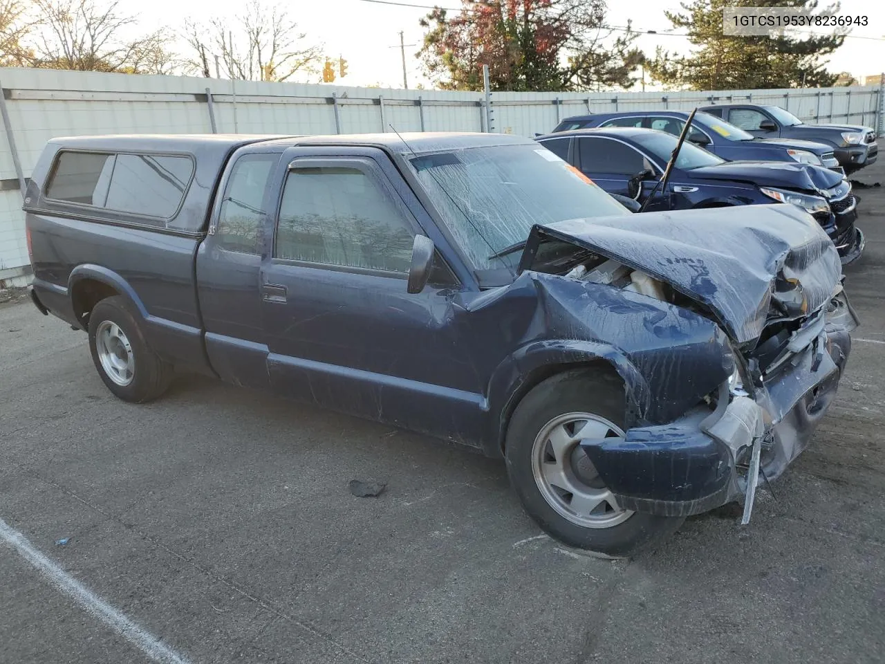 1GTCS1953Y8236943 2000 GMC Sonoma