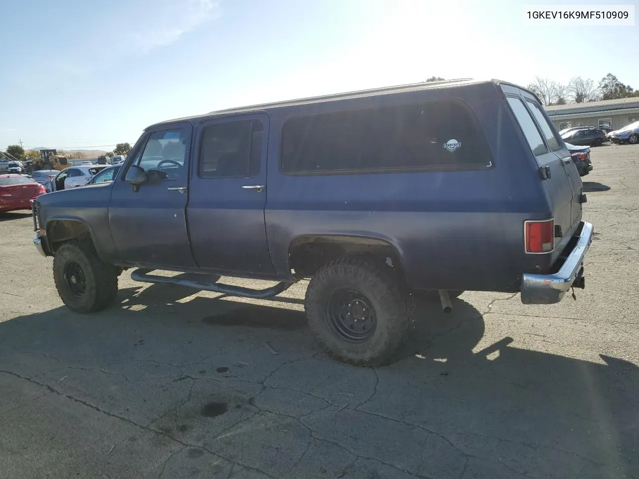 1991 GMC Suburban V15 Conventional VIN: 1GKEV16K9MF510909 Lot: 81326004