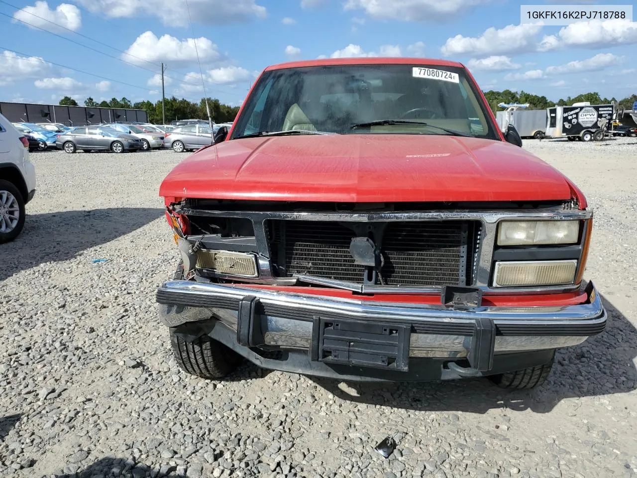 1993 GMC Suburban K1500 VIN: 1GKFK16K2PJ718788 Lot: 77080724