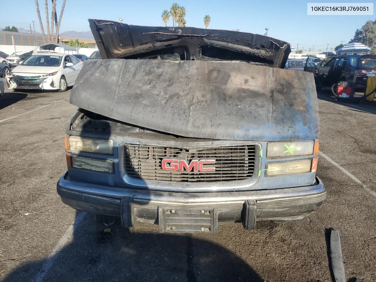 1994 GMC Suburban C1500 VIN: 1GKEC16K3RJ769051 Lot: 74576864