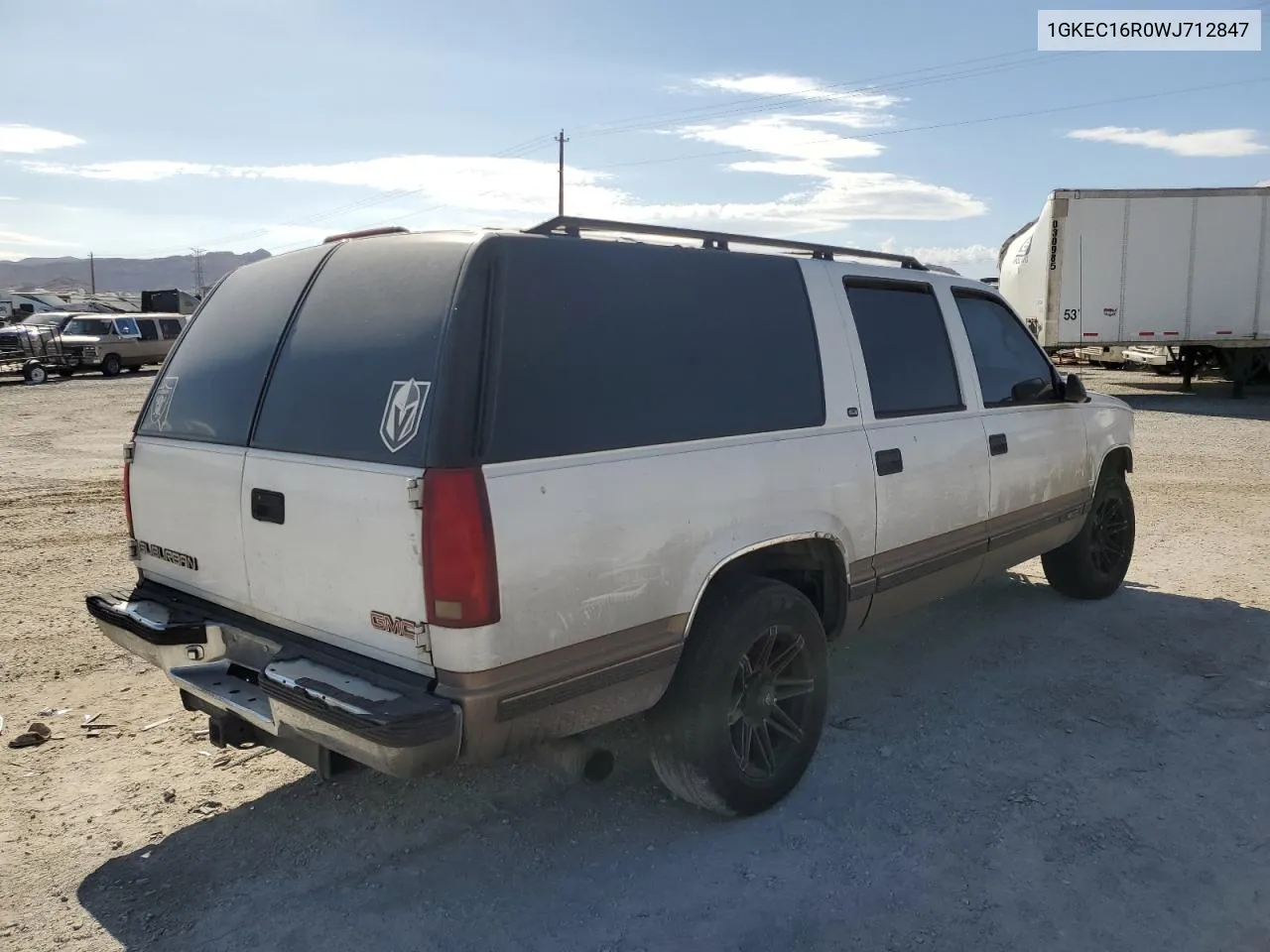 1998 GMC Suburban C1500 VIN: 1GKEC16R0WJ712847 Lot: 68557804